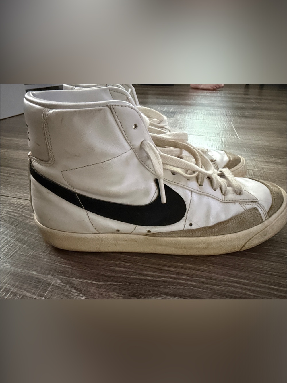 Nike Vintage 77 Blazers, size 10 womens